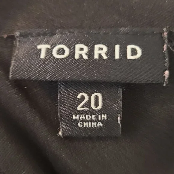 45 Torrid Women's Short Sleeve Midi Dress Black Floral Size 20 - Picture 7 of 7